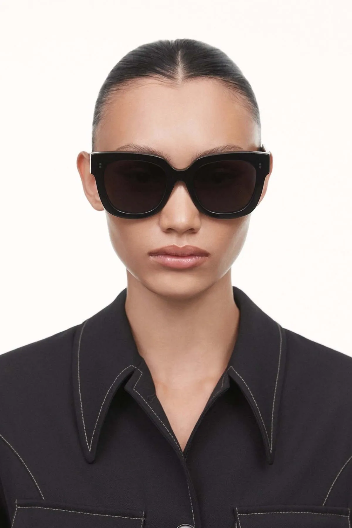 08 Sunglasses - Black