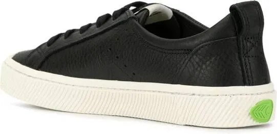 Cariuma OCA low-top leather sneakers Black