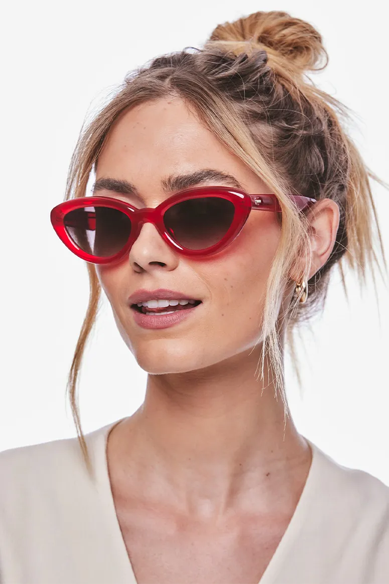 KREWE - SASHA Sunglasses - Cherry