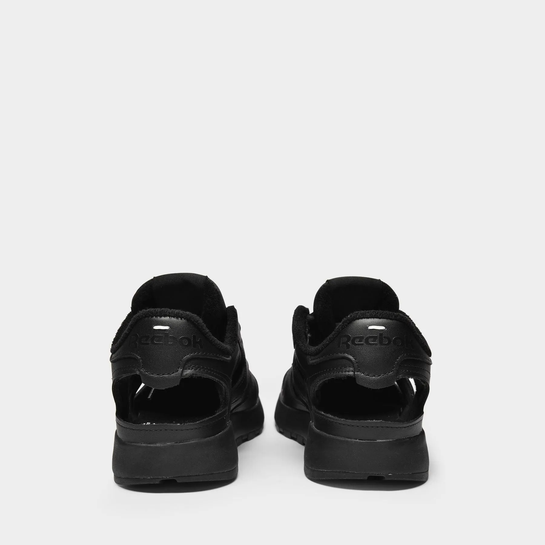 Maison Margiela  Maison Margiela X Reebok Sneakers in Black Leather