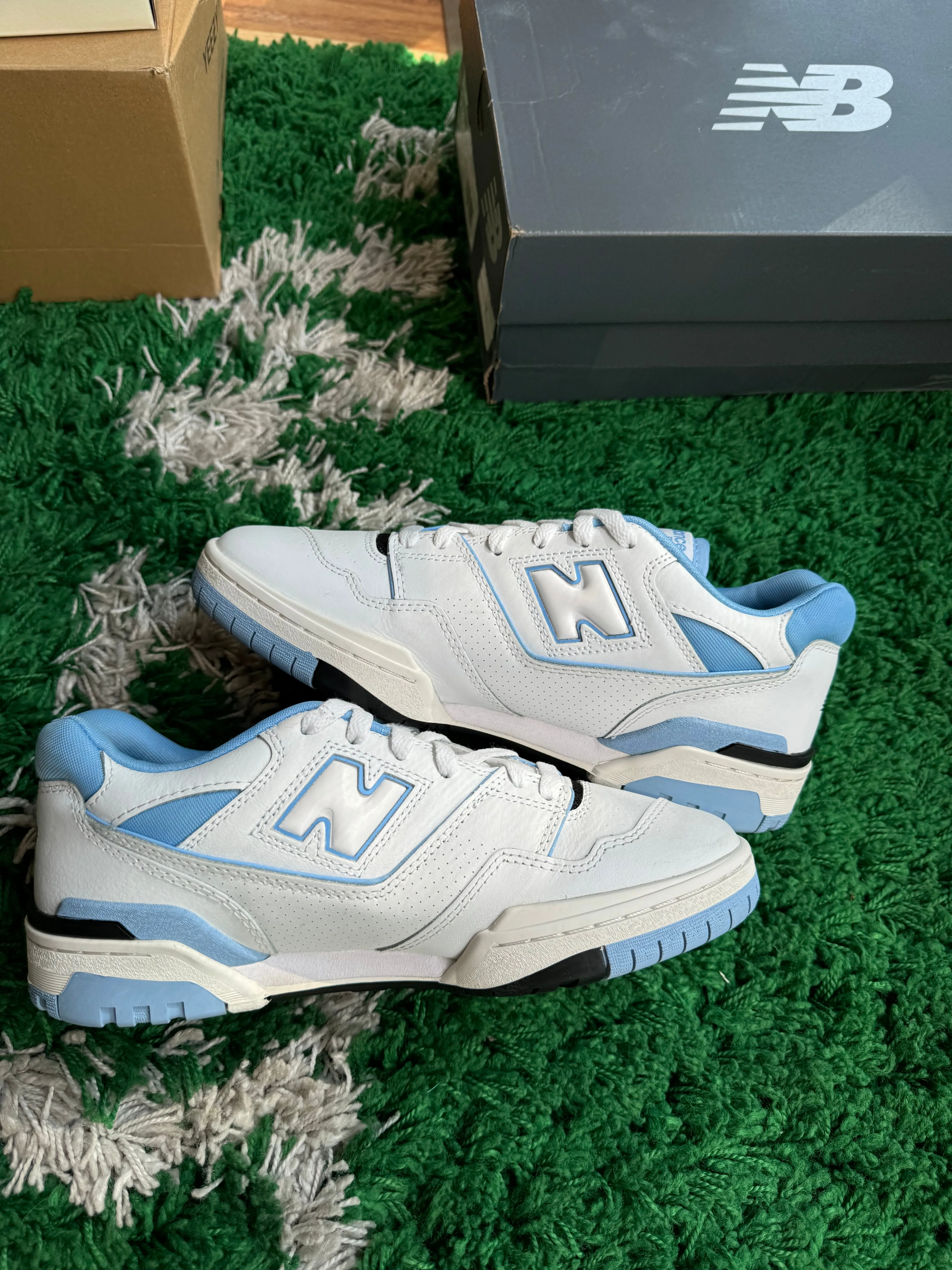 New Balance 550 “UNC”