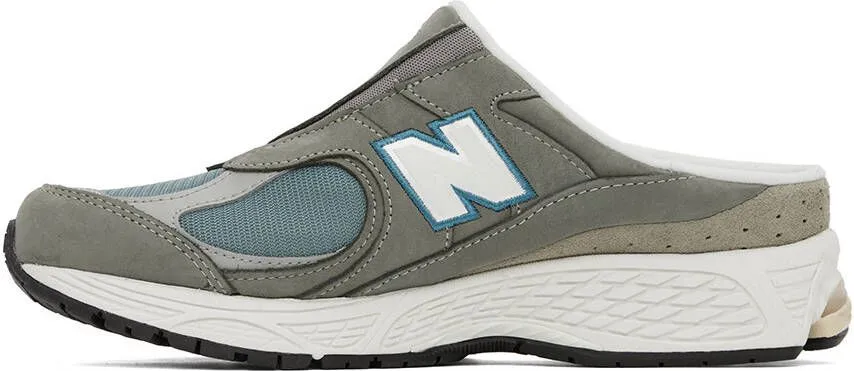 New Balance Taupe 2002RM Sneakers