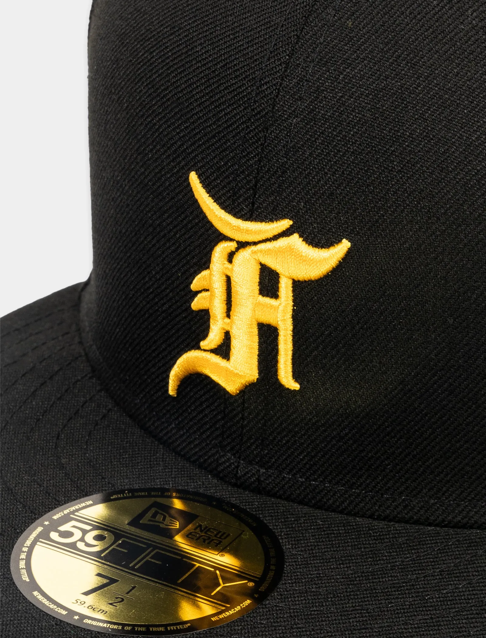 NEW ERA FOG PITTSBURGH PIRATES HAT   BLACK