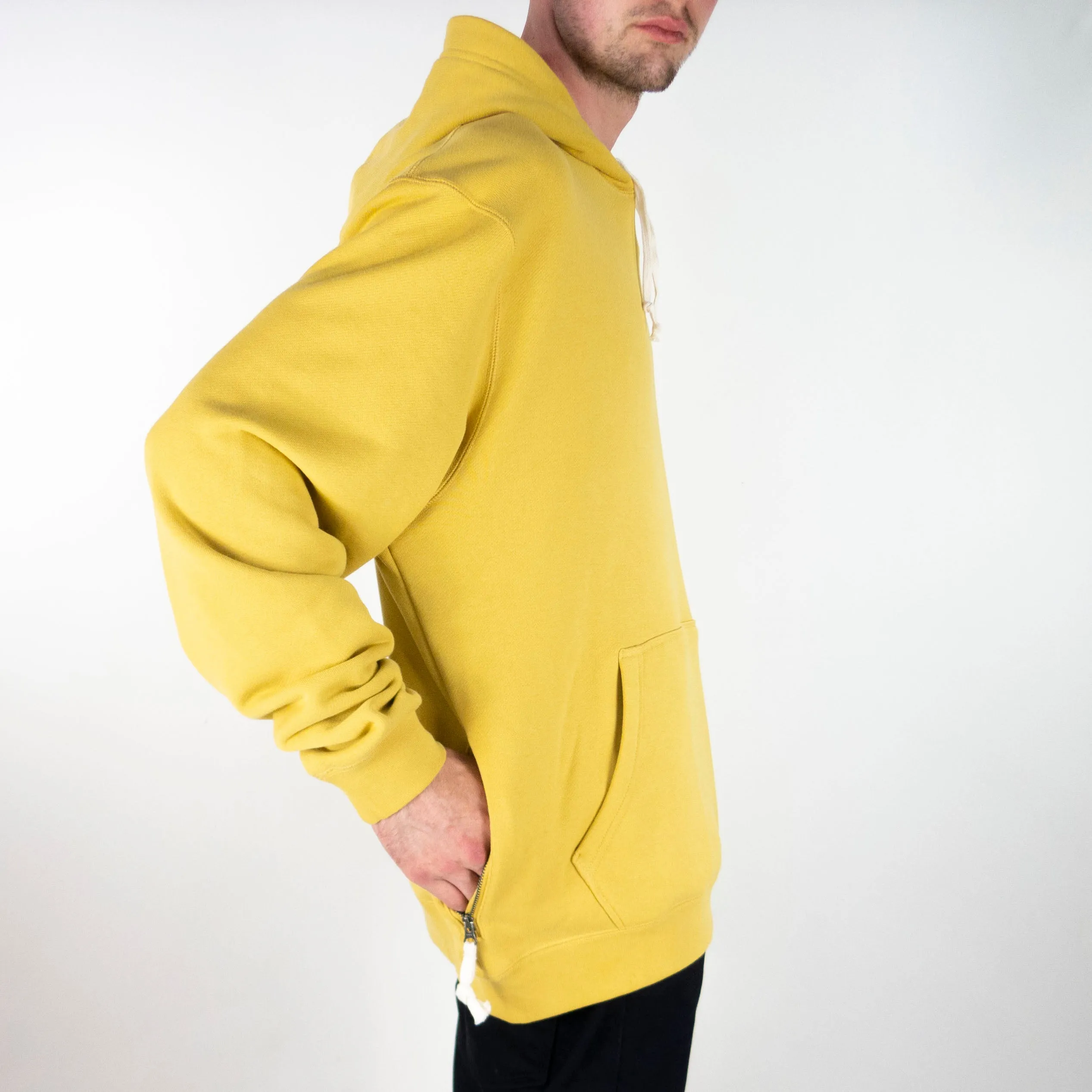 Nike SB Fleece Sustainable Skate Hoodie - Sanded Gold / Pure / Sanded