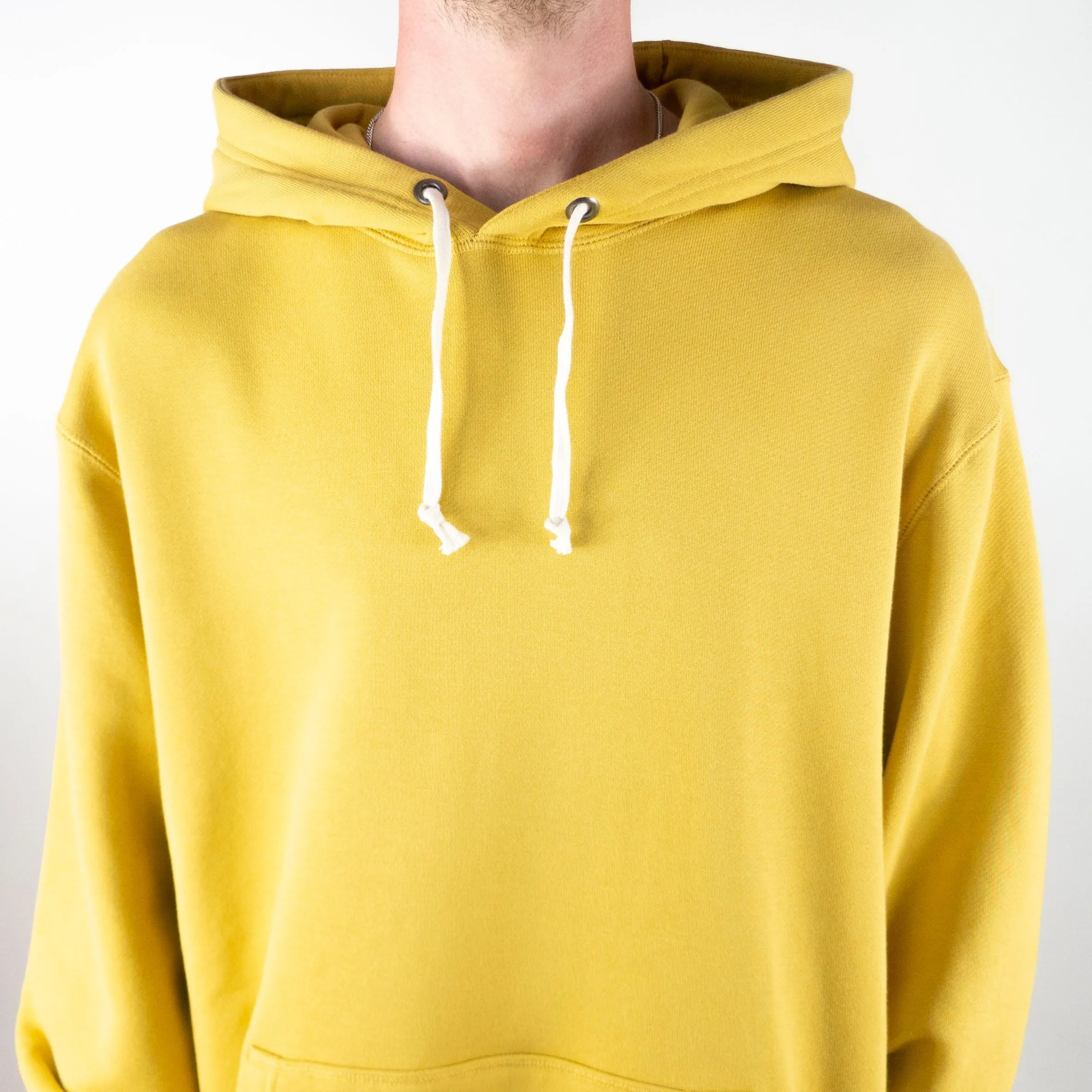 Nike SB Fleece Sustainable Skate Hoodie - Sanded Gold / Pure / Sanded