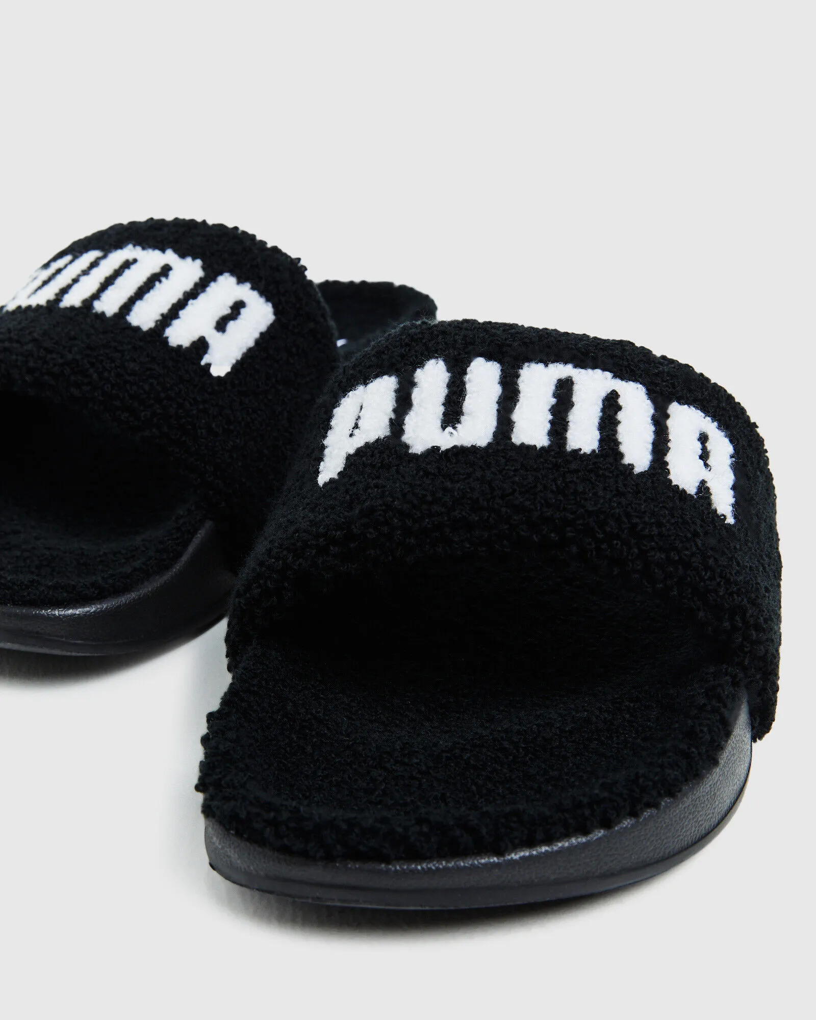 Puma Leadcat Sherpa Slides Black/White