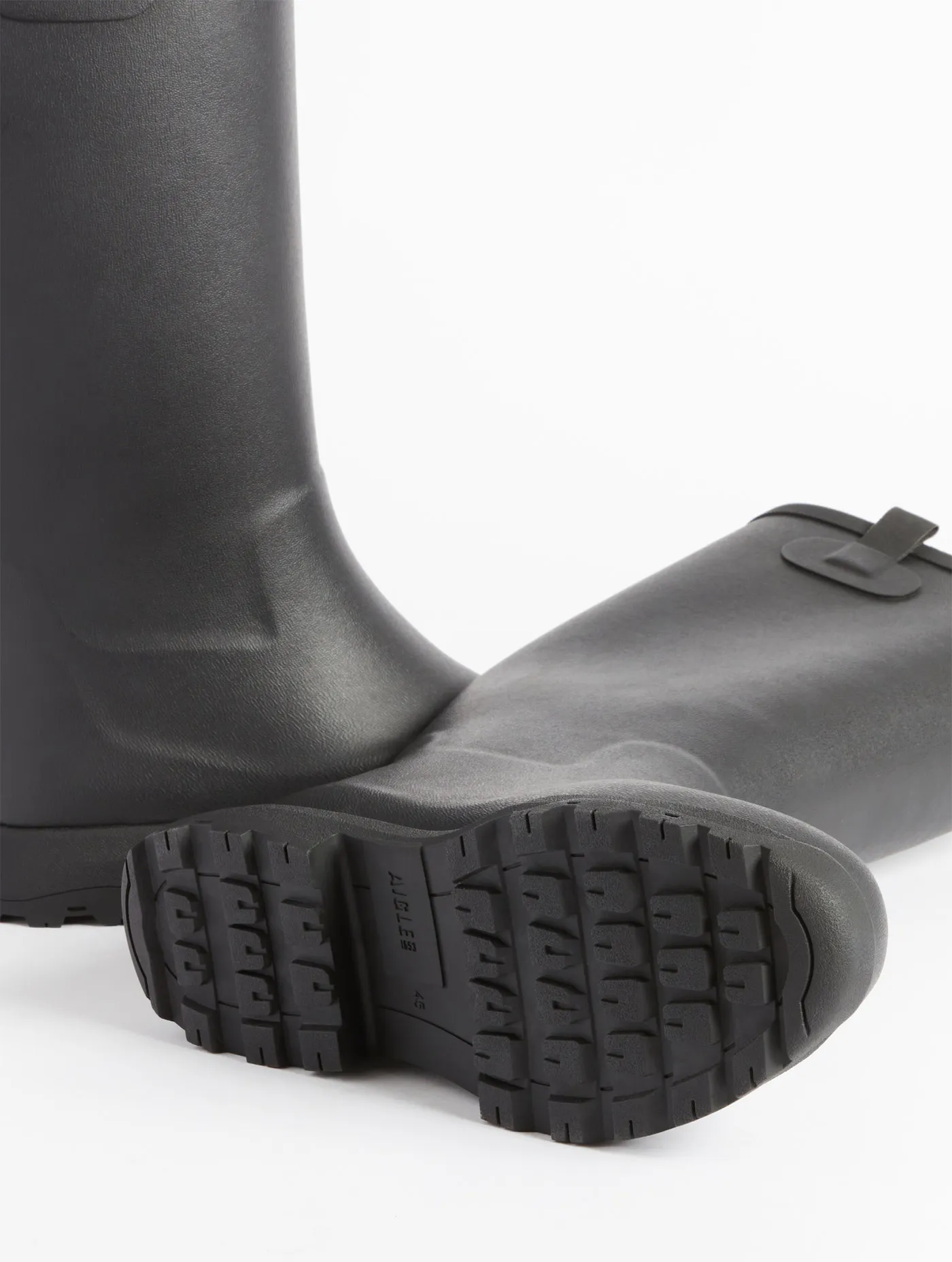 Versatile leisure boot, in high version